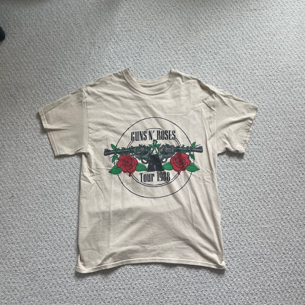 Guns N' Roses Graphic Tee